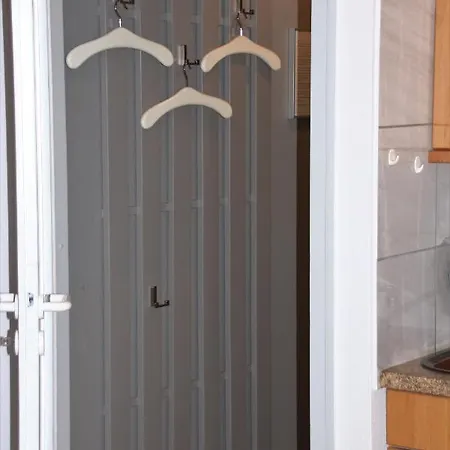 Strandnahe Ferienwohnung Auf Steinwarder Lejlighed