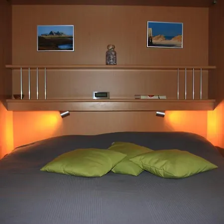 Strandnahe Ferienwohnung Auf Steinwarder